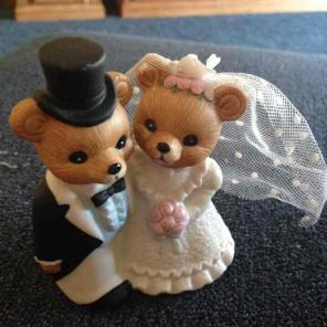 Teddy Bear bride and groom cake topper