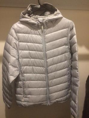 Like New Women’s Marmot Down Hoody