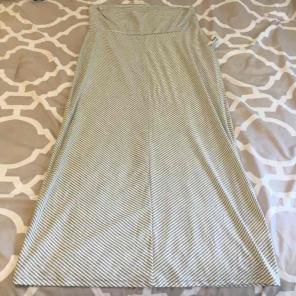 Maternity - grey/wht striped maxi skirt