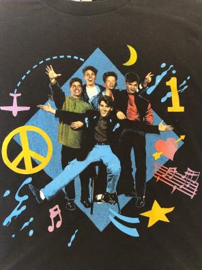 VTG NEW KIDS ON THE BLOCK TSHIRT M
