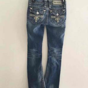Rock Revival size 23