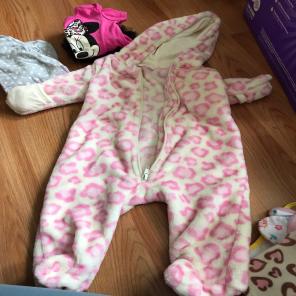Baby Snow Suits/warm Fuzzy One Peices