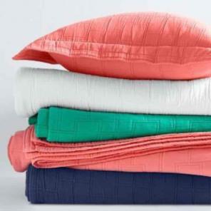 Garnet Hill 100% Cotton Mateless Quilt