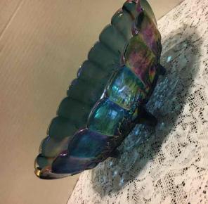 Vintage iridescent Carnival Glass Bowl