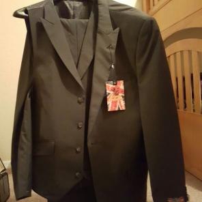 Classic Collection Suit size 40L