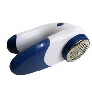Fabric Shaver Quickly Removes Fuzz Bals