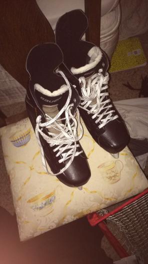 Bauer 150 Supreme Size 11.5 And Bauer 4R