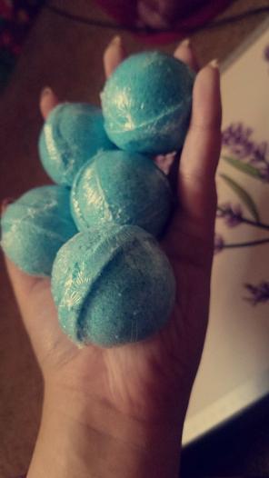 5 bath bombs