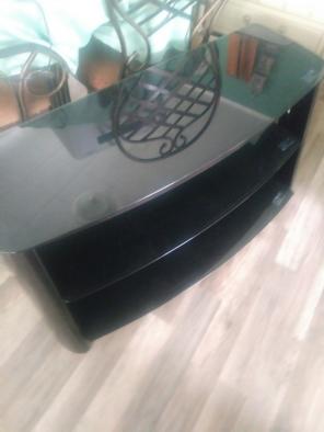 Entertainment center