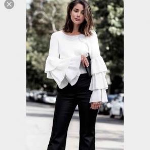 Ruffle bell sleeves blouse XS/ S