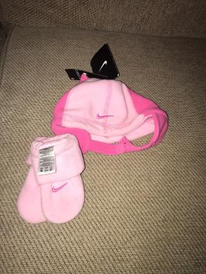 New Girls Nike Hat Mitten Set 12/24 M