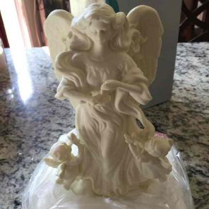 PARTYLITE ANGEL CANDLE HOLDER