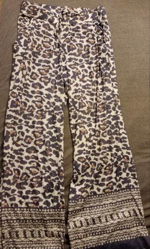 SUPER comfy flowing pants