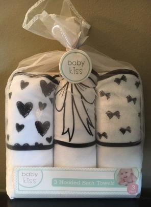 Black And White Heart Hooded Baby Towels