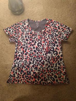 Large leopard Barco scrub top