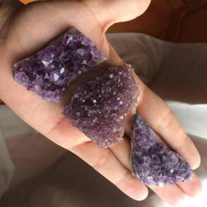 3 amethyst clusters