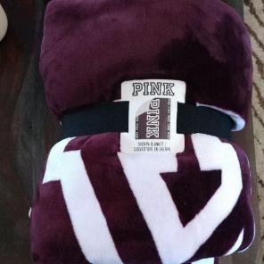 Victoria's Secret Pink Friday sherpa
