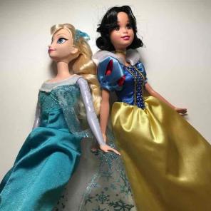 Elsa and Snow White Dolls (brand new)