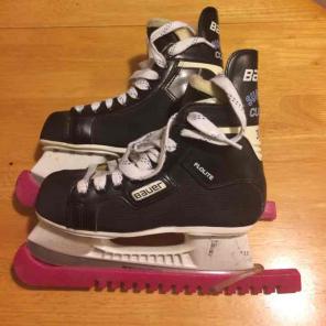 Hockey skates
