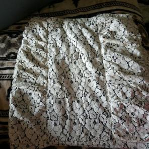 Lace mini skirt