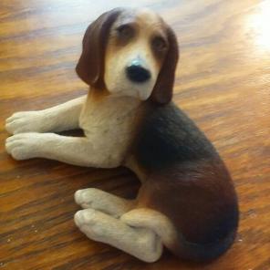 Beautiful hound paper weight. Nice!