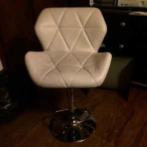 A Sort Of Chair Looks Like A BarberChair