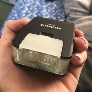 Fujifil EF-20 Shoe mount flash