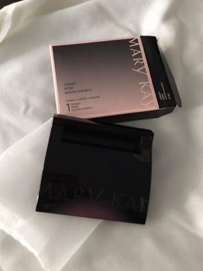 Mary Kay Compact