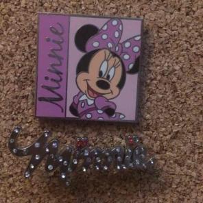 Disney pin. Minnie Mouse set
