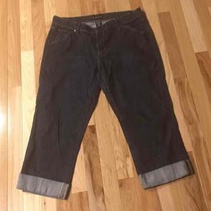 New York & Company denim Capri jeans