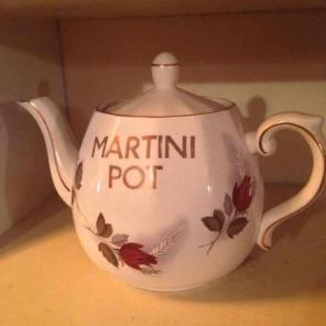 Vintage Ellgreave Martini Pot Teapot