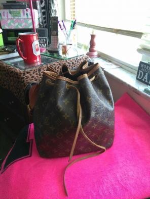 Louis Vuitton Noe Authentic