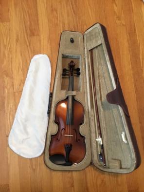 Never Before Played Violin!