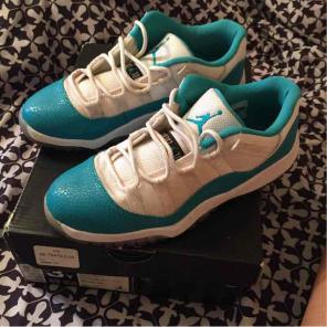 Jordan 11s