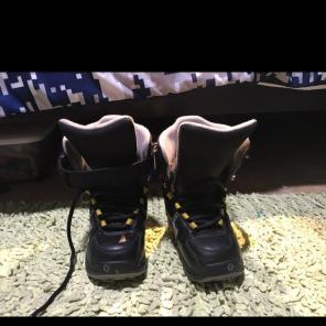 Burton Snowboarding boots