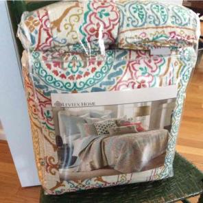 Levtex Home Luxury Quilt Set