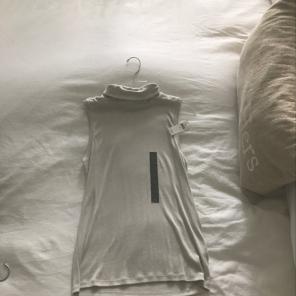 Banana Republic Turtle Neck Tank