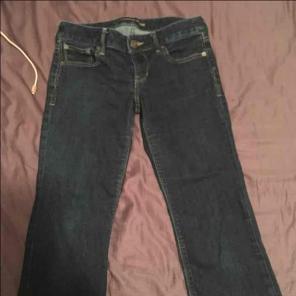 Barely boot jeans 2 short