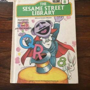 Free ship The Sesame Street Q R