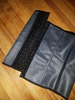 Waist trainer