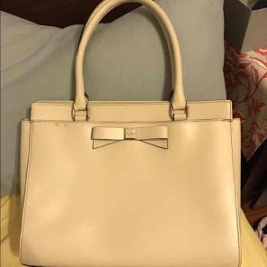 Like new Kate Spade Bow tote