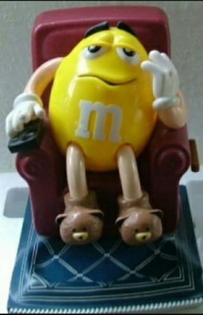 m and m dispenser