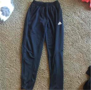 Adidas youth large warm up