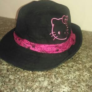 HELLO KITTY HAT FOR GIRLS