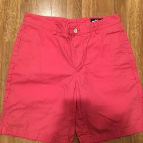 Vineyard vines coral shorts size 32