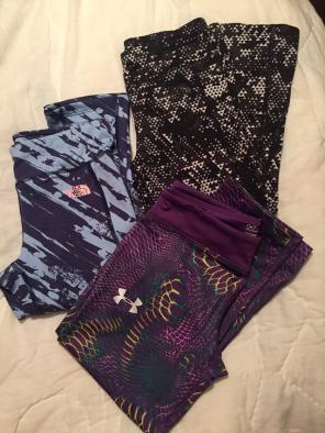 UA SZ YLG FITTED HEAT GEAR CAPRIS