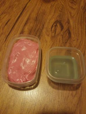 Bubble gum butter slime and clear slime