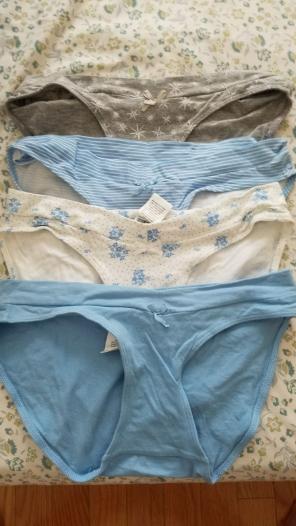 4 Motherhood maternity panties size S