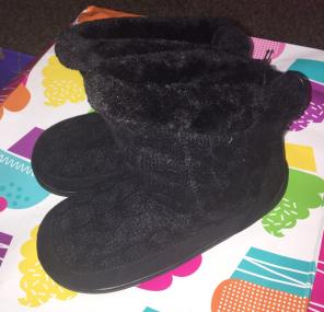 Boots Size 4 To 5 XL Girls Slippers New
