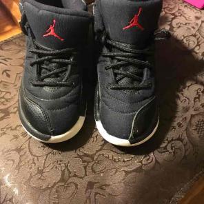 Toddler Jordans size 10c